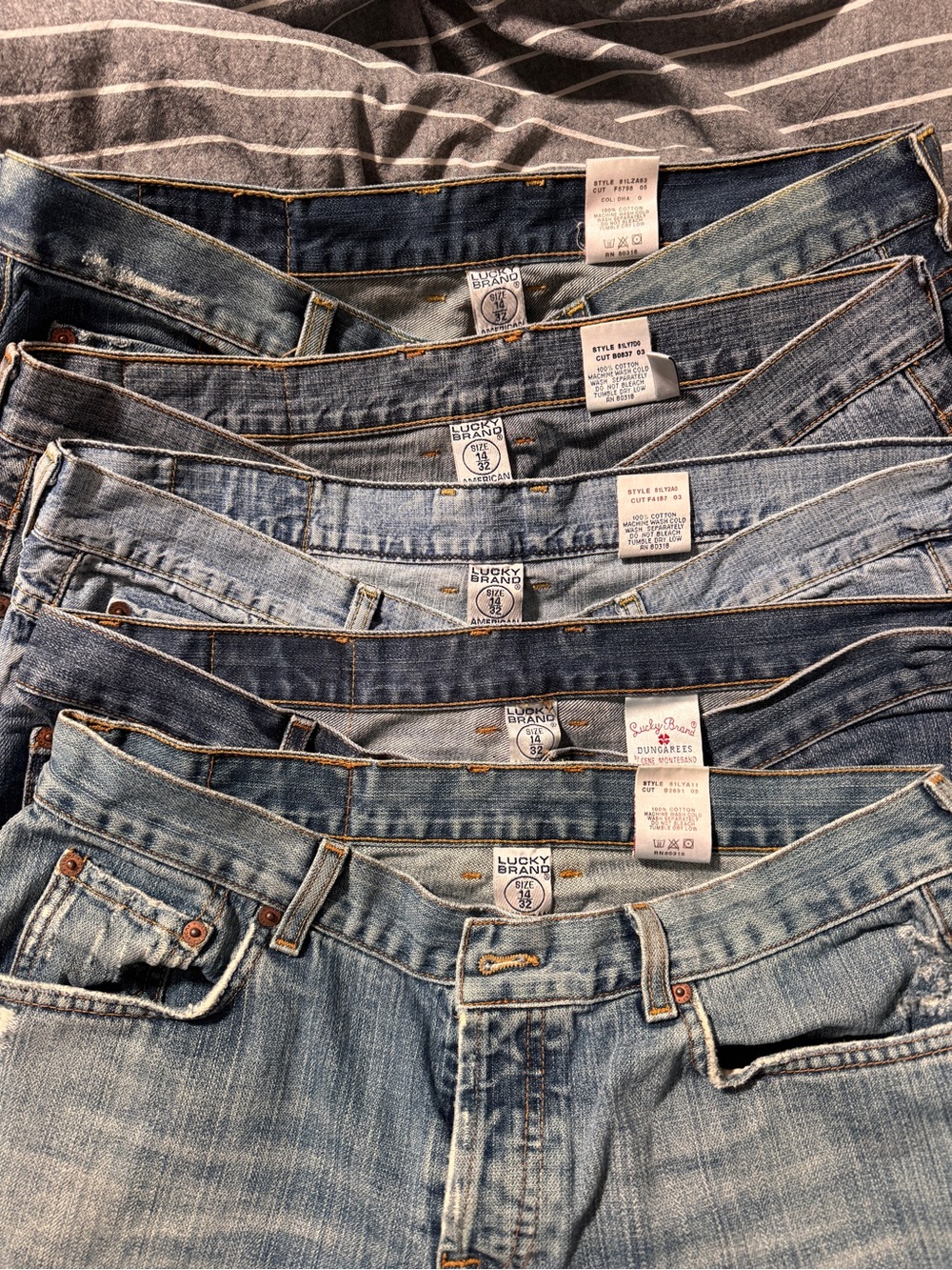 Lot of 5 Lucky Brand Easy Rider jeans